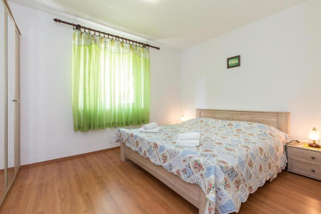 Apartments Hodanic 크르크 외부 사진